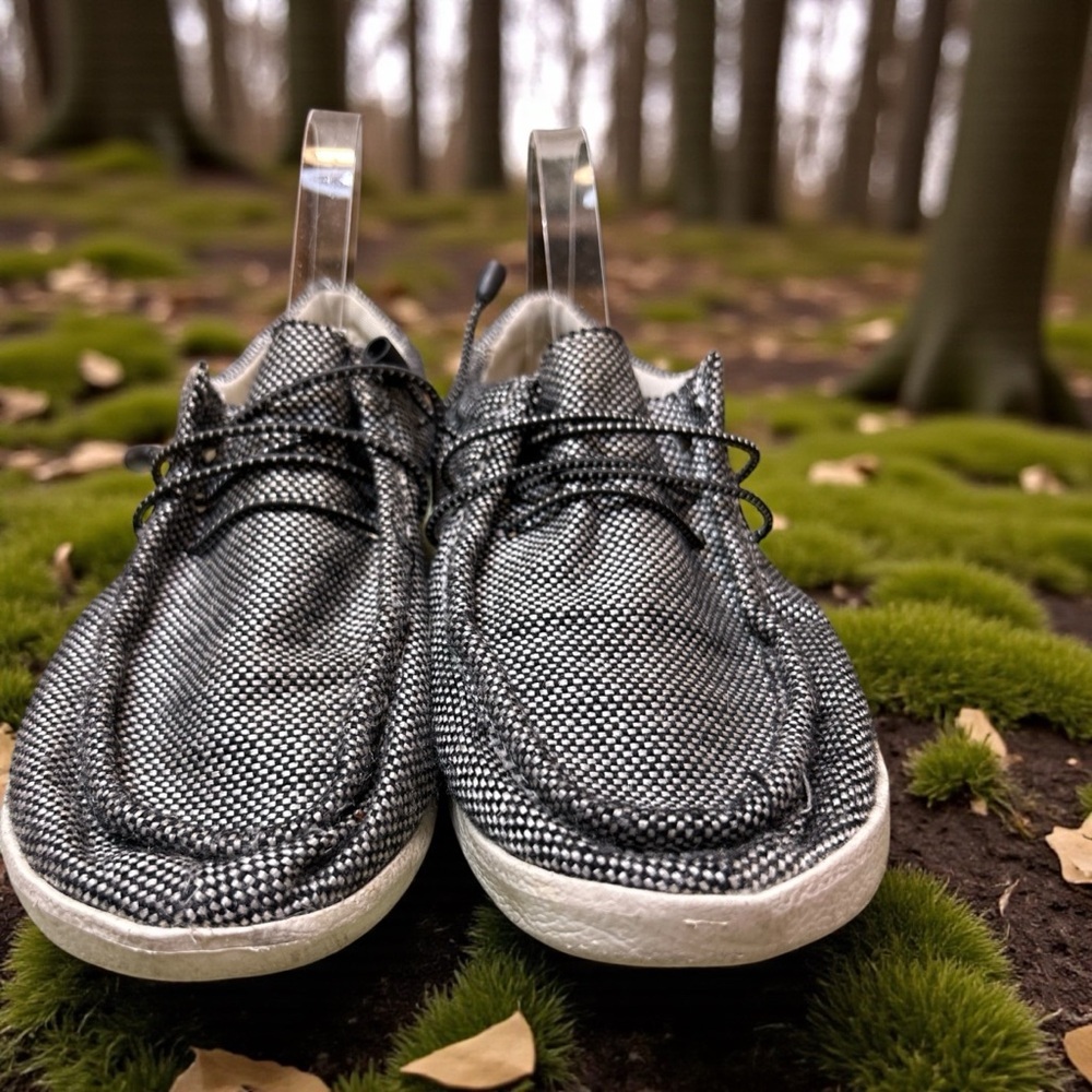 Stylish Black and White Men's Shoes